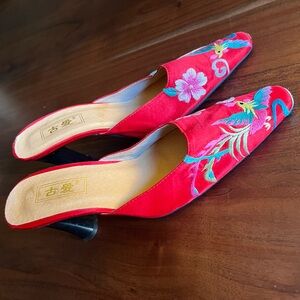 Red embroidered vintage kitten heels - size 37 - vero cuoio